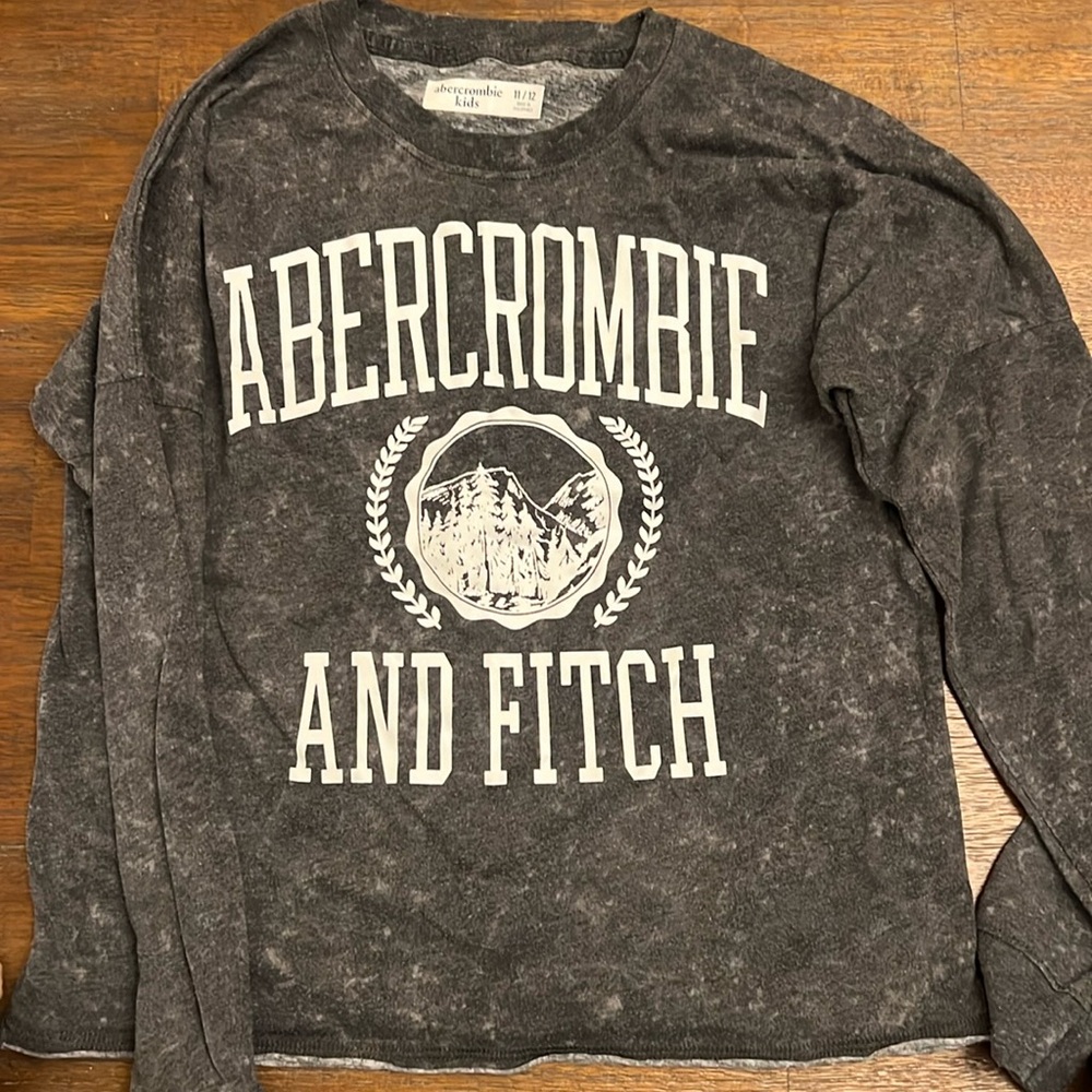 Abercrombie long sleeve shirt